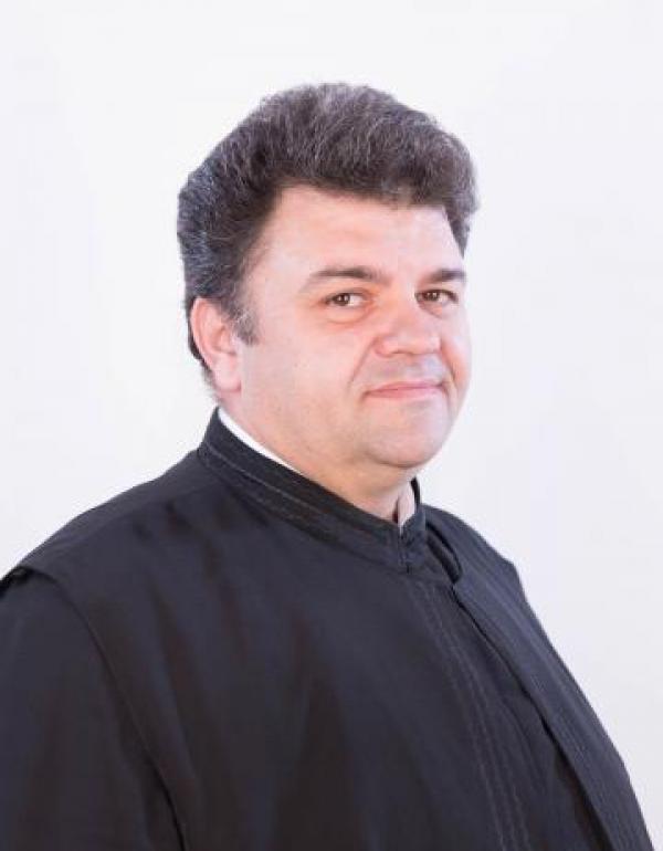 Foto Cosmin Cosmuţa