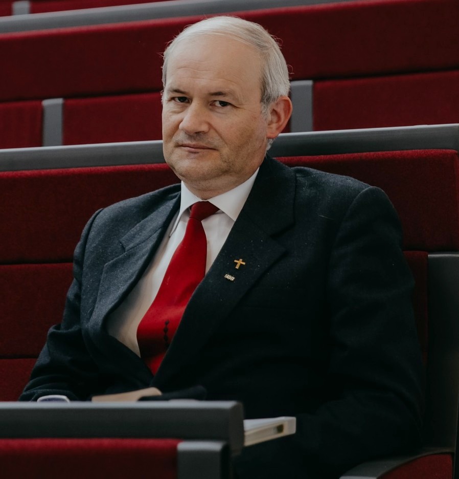 BUT - CĂPUȘAN DACIAN